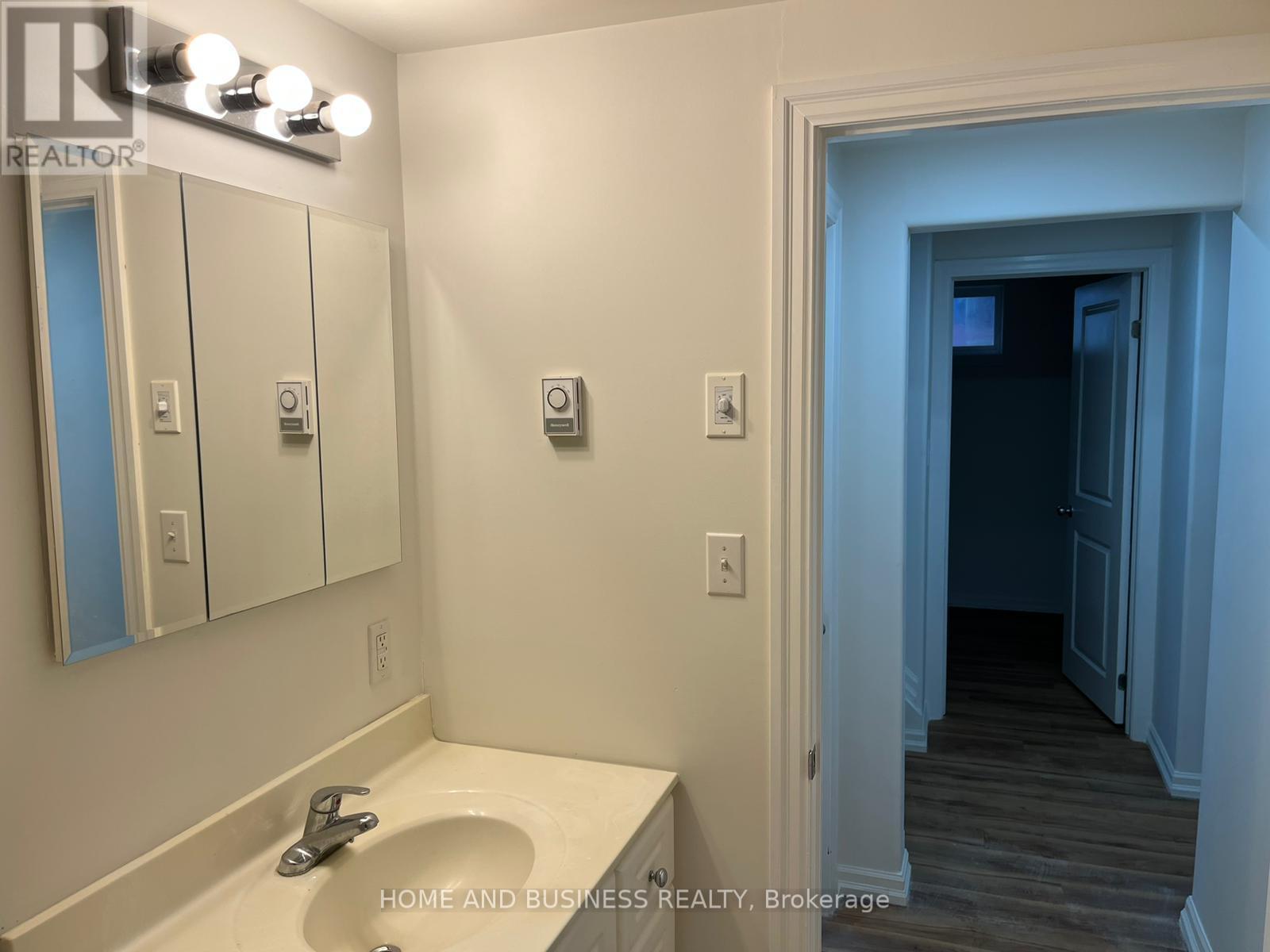 1,2,3 - 38 River Drive, Halton Hills (Georgetown), Ontario  L7G 2J2 - Photo 17 - W13845442