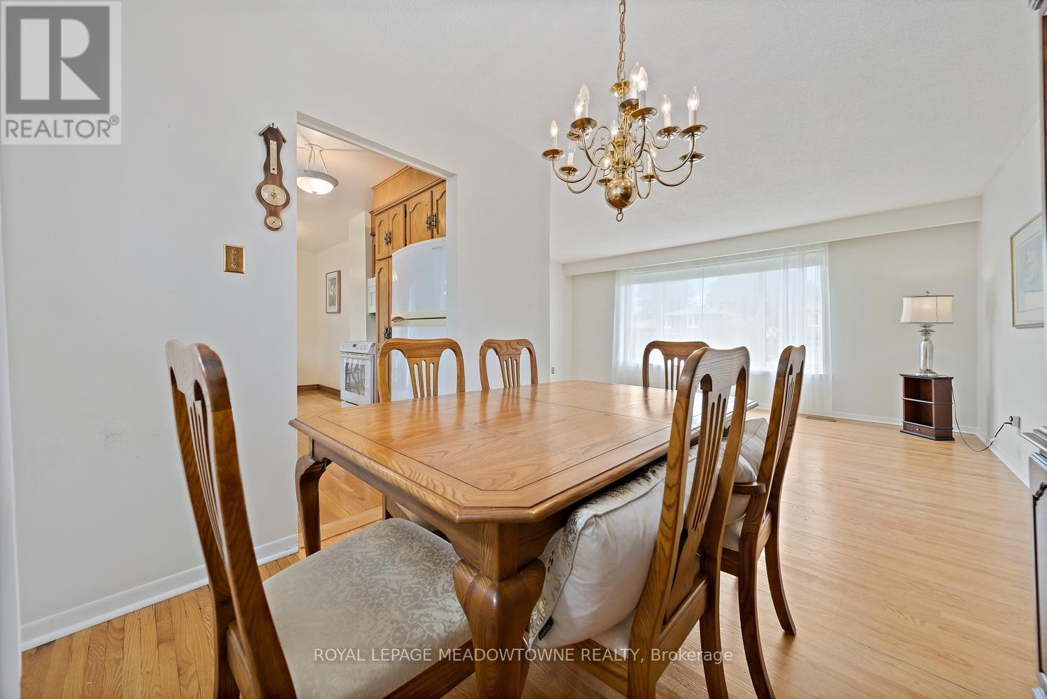 5 Lucinda Place, Halton Hills (Georgetown), Ontario  L7G 1J8 - Photo 12 - W13847394