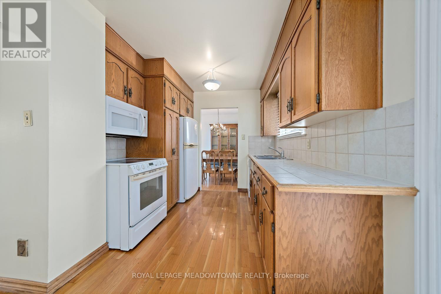 5 Lucinda Place, Halton Hills (Georgetown), Ontario  L7G 1J8 - Photo 14 - W13847394