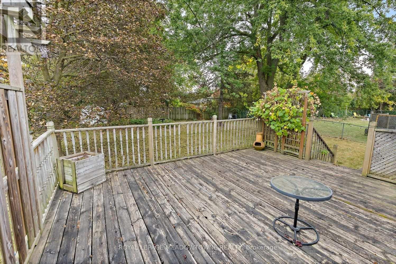 5 Lucinda Place, Halton Hills (Georgetown), Ontario  L7G 1J8 - Photo 33 - W13847394