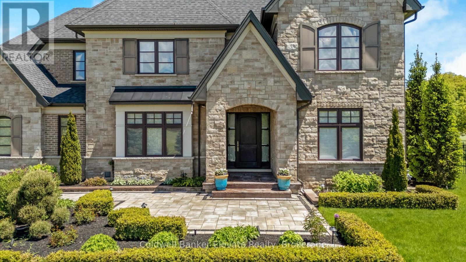 50 Autumn Circle, Halton Hills (Rural Halton Hills), Ontario  L0P 1H0 - Photo 6 - W13847882
