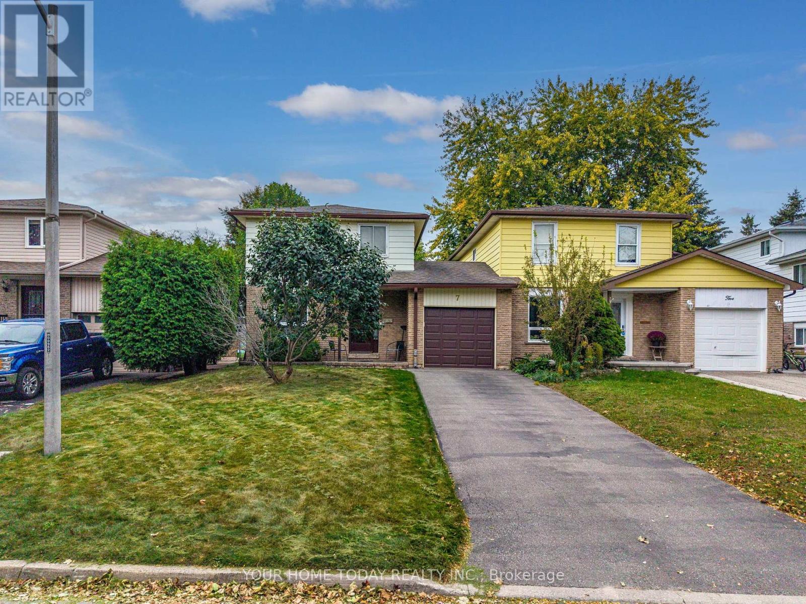 7 Greenore Crescent, Halton Hills (Ac Acton), Ontario  L7J 2T1 - Photo 1 - W13849282
