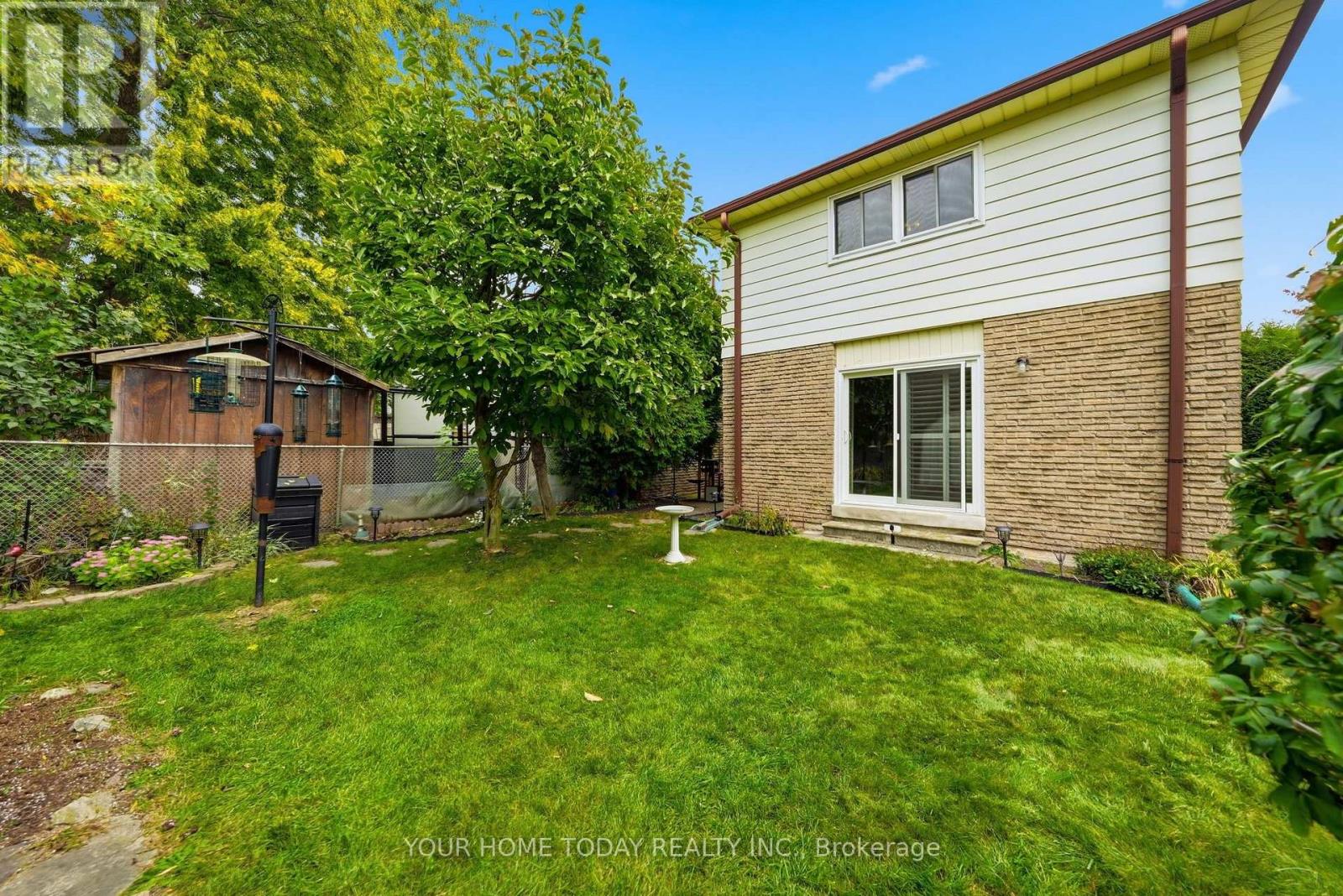 7 Greenore Crescent, Halton Hills (Ac Acton), Ontario  L7J 2T1 - Photo 24 - W13849282