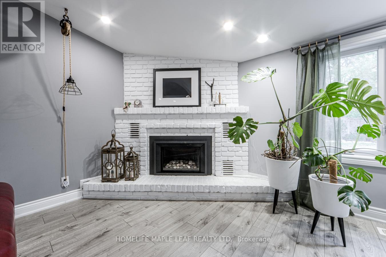 12 Adamson Street N, Halton Hills (Rural Halton Hills), Ontario  L0P 0A2 - Photo 17 - W13855870