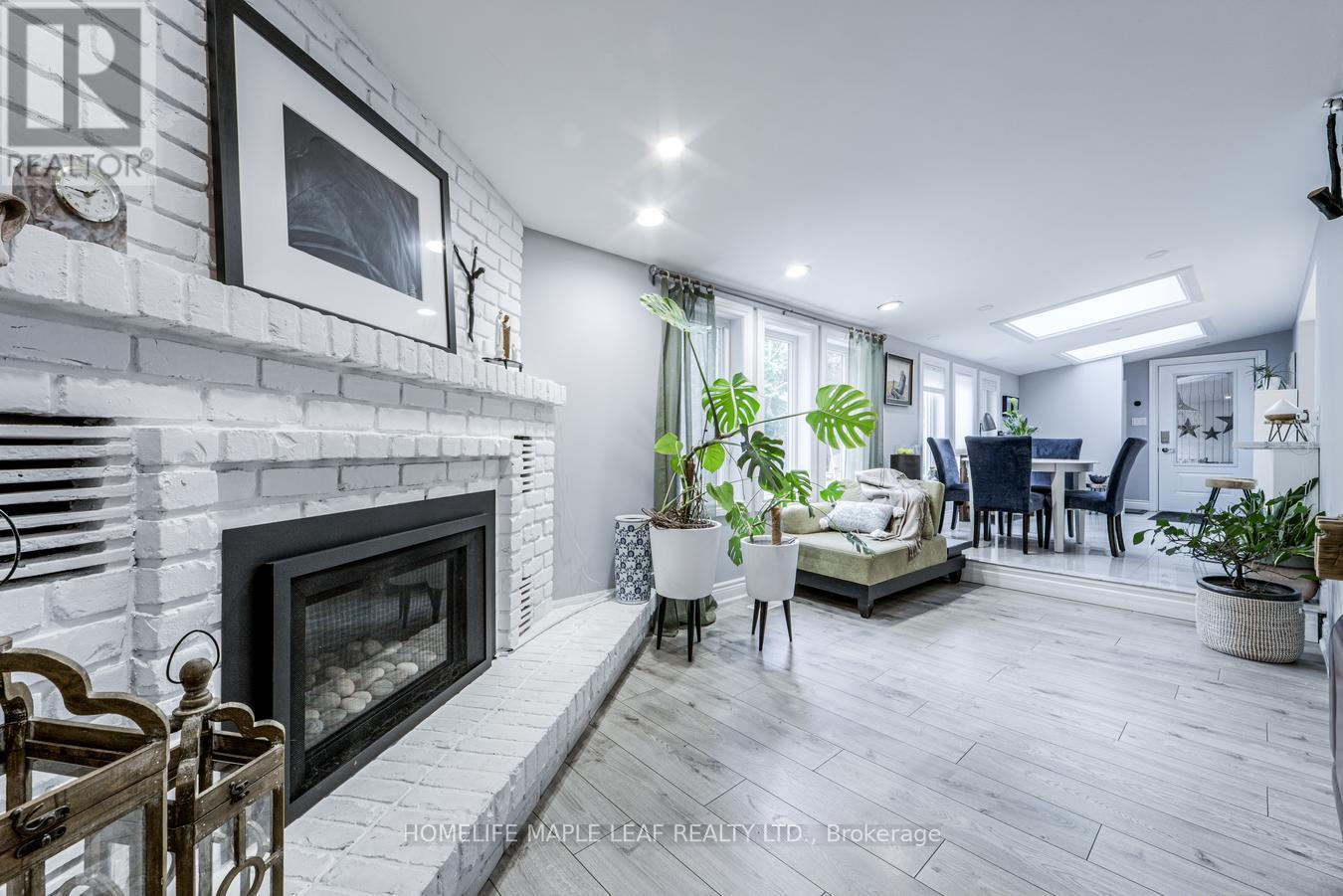 12 Adamson Street N, Halton Hills (Rural Halton Hills), Ontario  L0P 0A2 - Photo 19 - W13855870