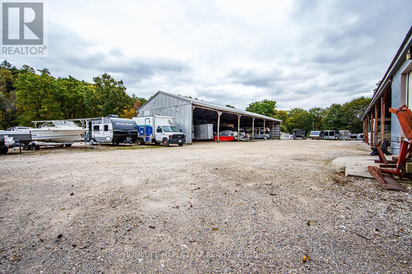 16 Adamson Street, Halton Hills (Rural Halton Hills), Ontario  L0P 1K0 - Photo 17 - W13855876