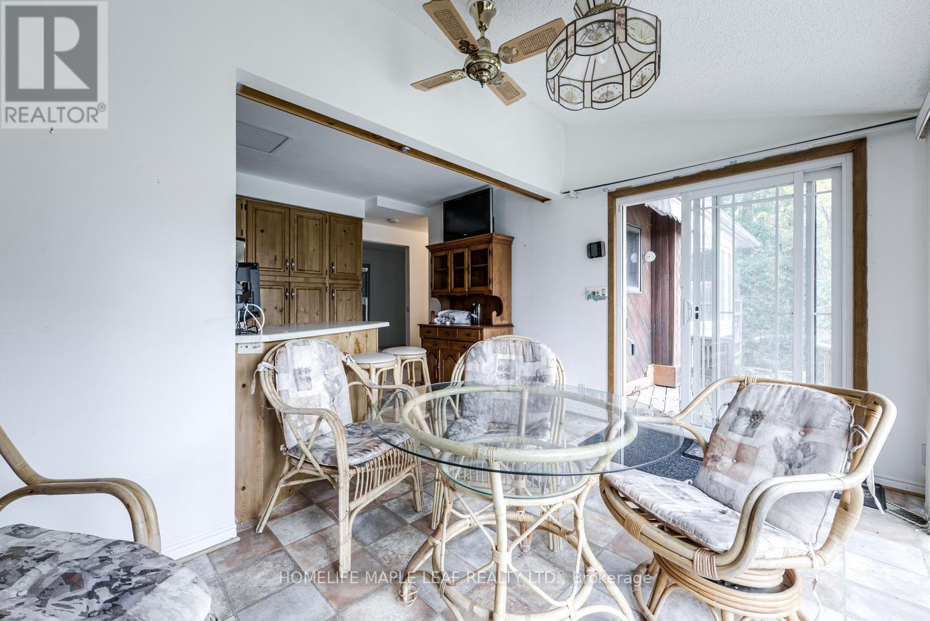 18 Adamson Street S, Halton Hills (Rural Halton Hills), Ontario  L0P 1K0 - Photo 13 - W13855888