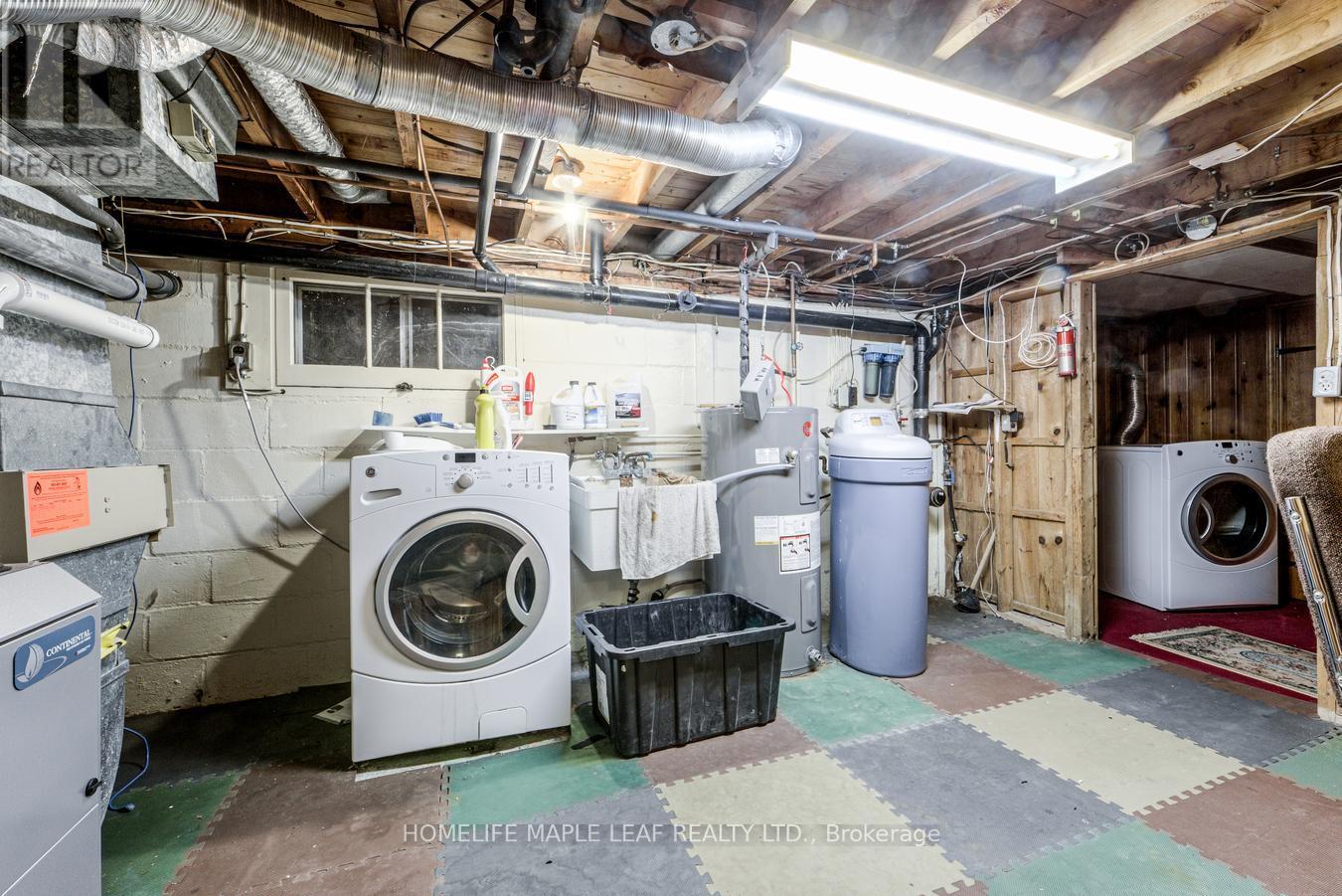 18 Adamson Street S, Halton Hills (Rural Halton Hills), Ontario  L0P 1K0 - Photo 20 - W13855888