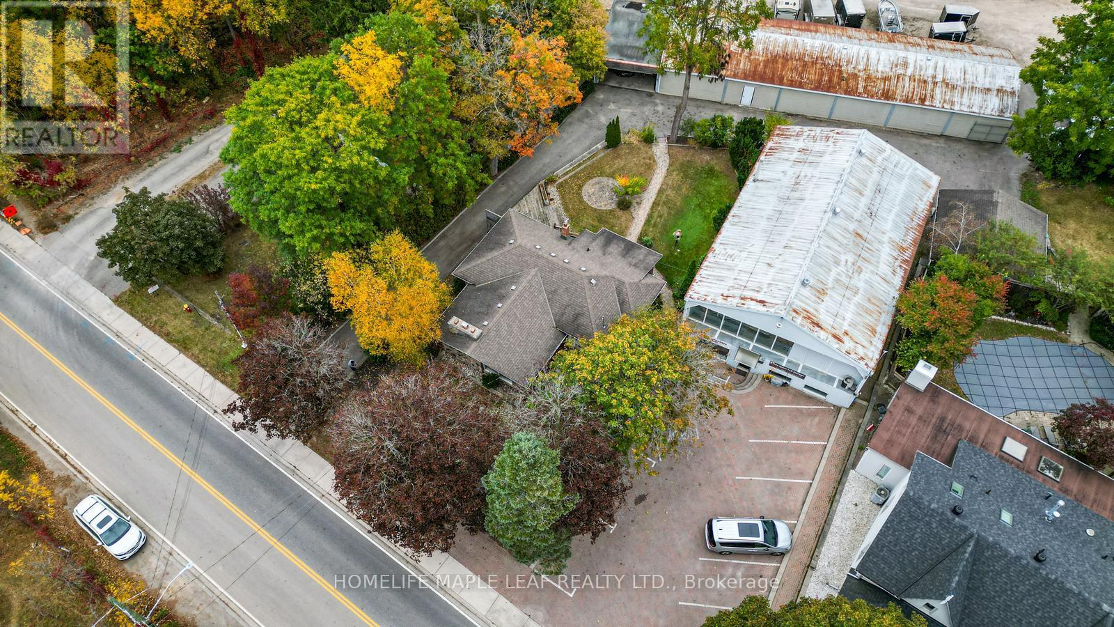 18 Adamson Street S, Halton Hills (Rural Halton Hills), Ontario  L0P 1K0 - Photo 27 - W13855888