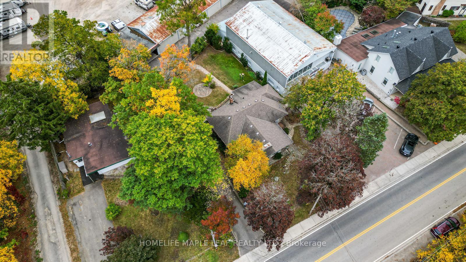 18 Adamson Street S, Halton Hills (Rural Halton Hills), Ontario  L0P 1K0 - Photo 28 - W13855888