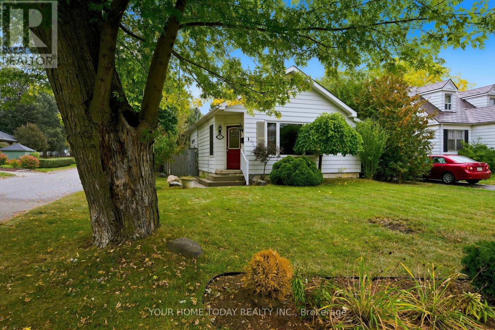 1 Ostrander Boulevard, Halton Hills (Georgetown), Ontario  L7G 1Z2 - Photo 1 - W13855900