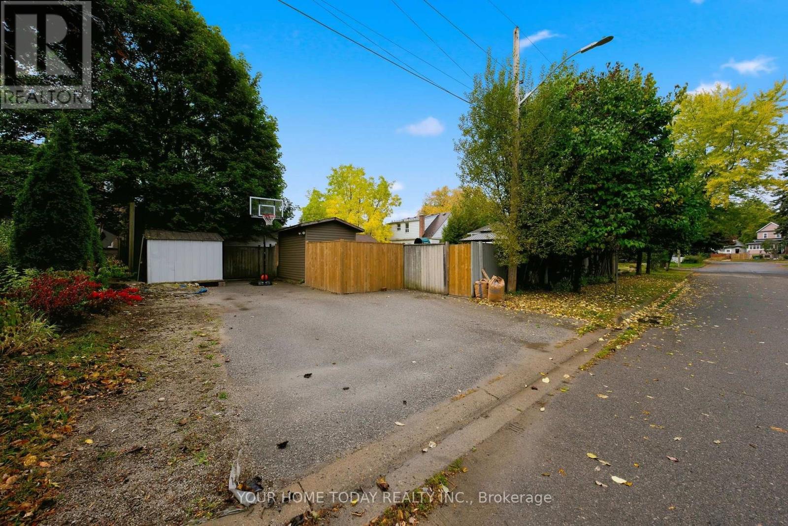 1 Ostrander Boulevard, Halton Hills (Georgetown), Ontario  L7G 1Z2 - Photo 37 - W13855900
