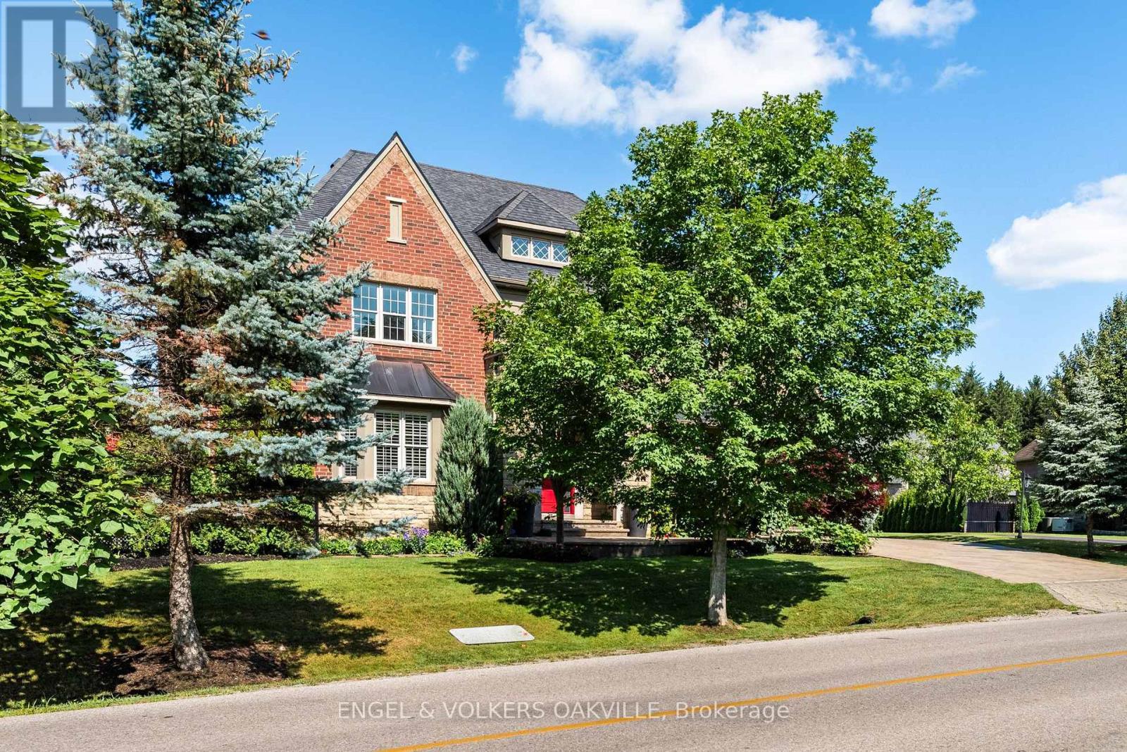 33 Barraclough Boulevard, Halton Hills (Glen Williams), Ontario  L7G 0E8 - Photo 23 - W13855954