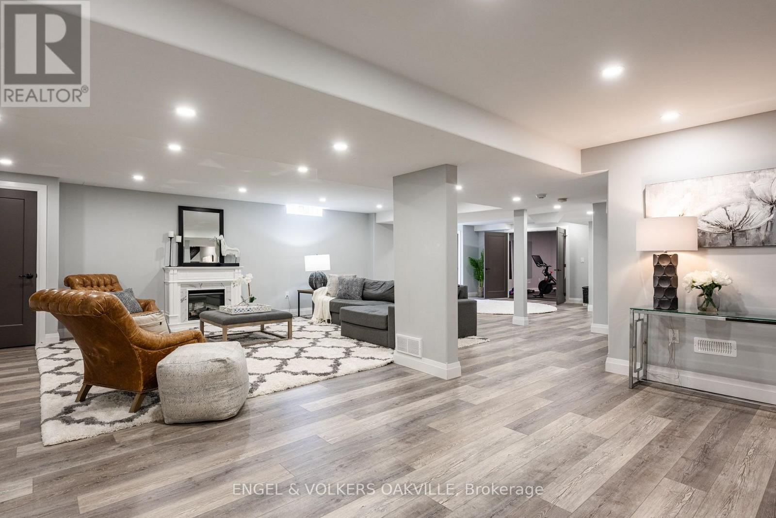 33 Barraclough Boulevard, Halton Hills (Glen Williams), Ontario  L7G 0E8 - Photo 47 - W13855954