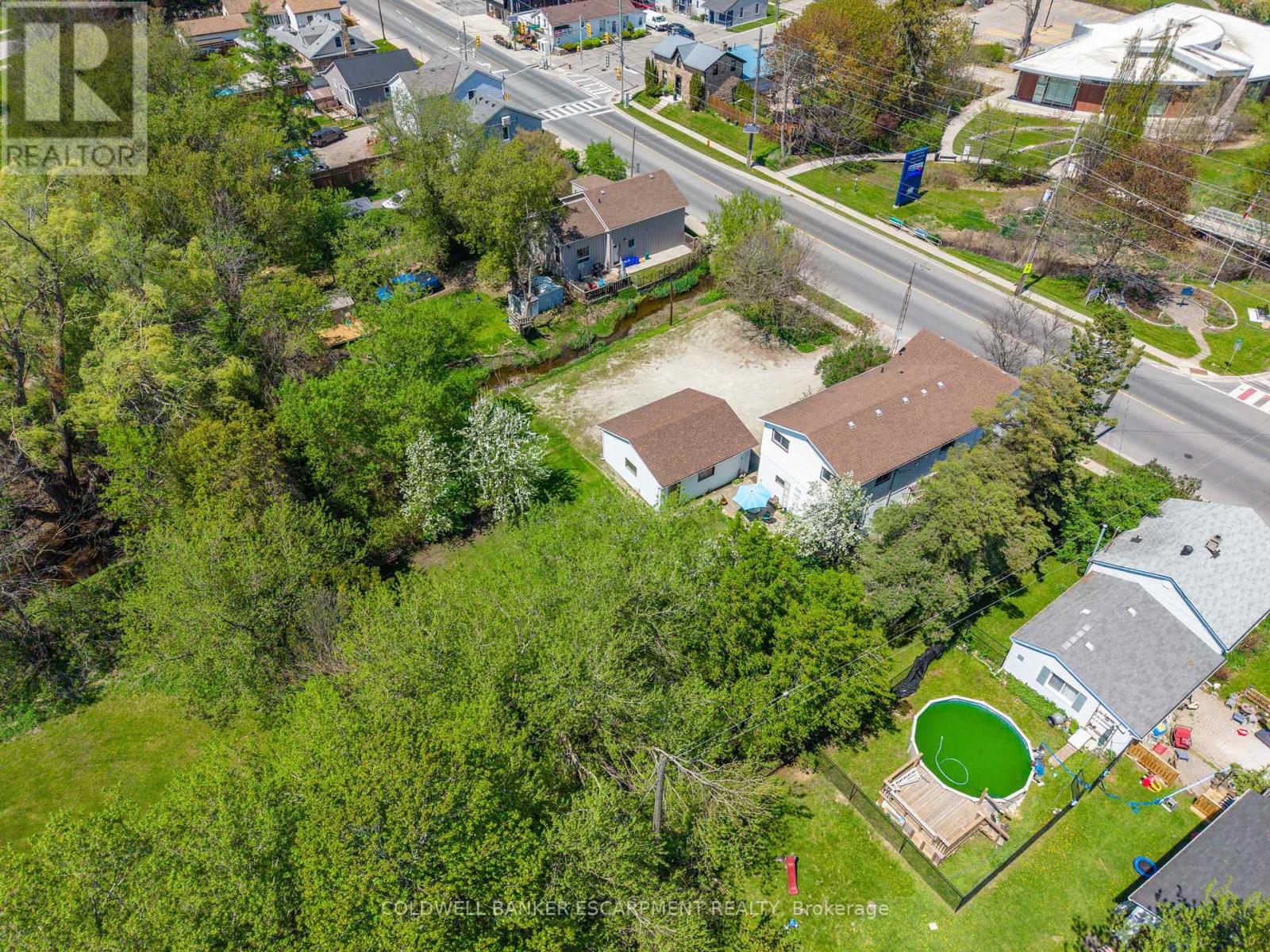 76 Main Street N, Halton Hills (Ac Acton), Ontario  L7J 1W2 - Photo 7 - W13857688