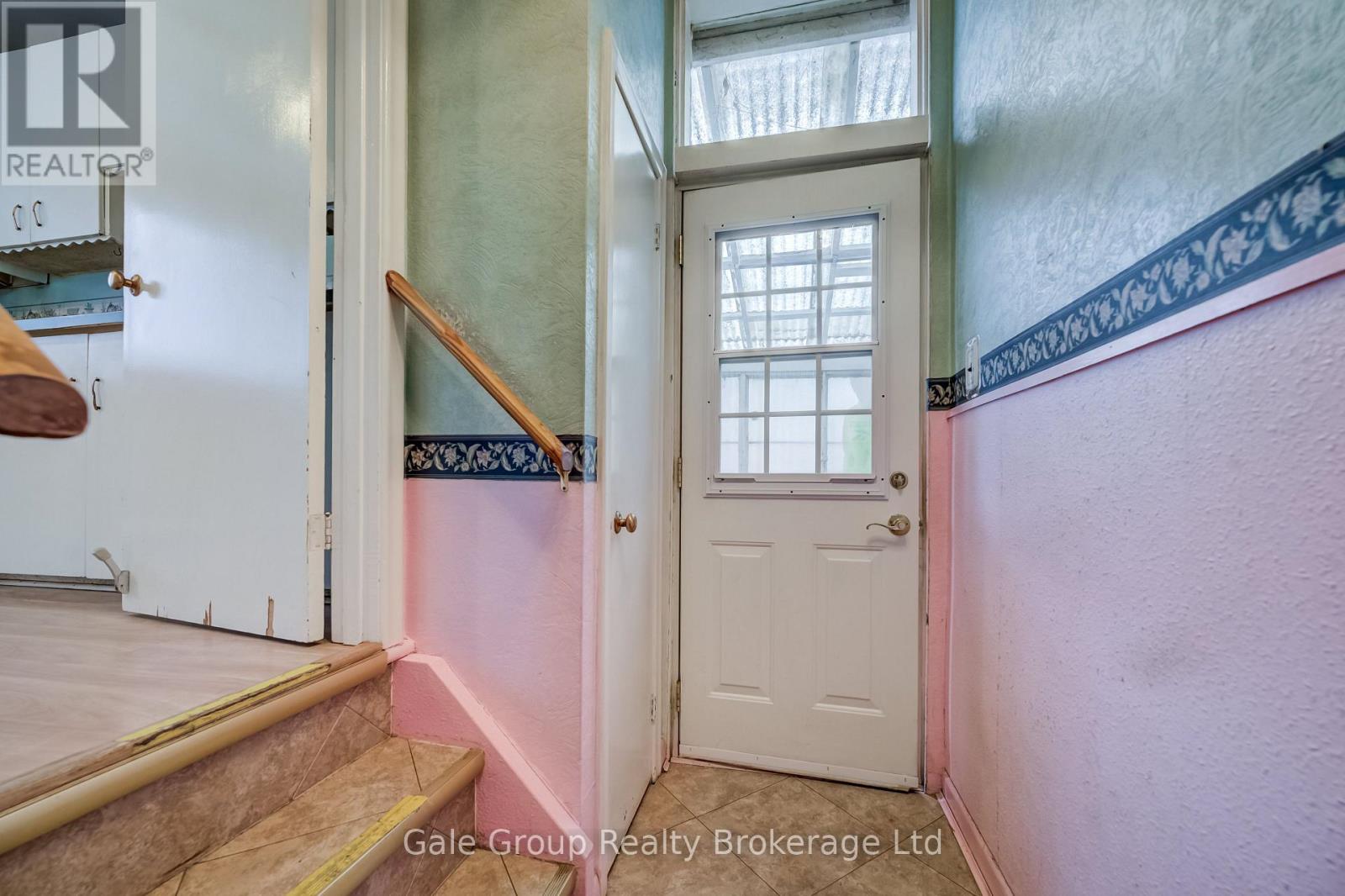 6 Langstone Crescent, Halton Hills (Georgetown), Ontario  L7G 4N3 - Photo 17 - W13859504