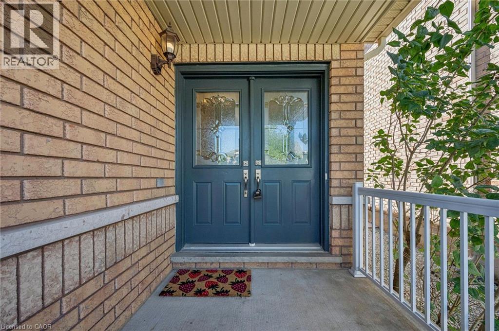 97 Meadowlark Drive, Georgetown, Ontario  L7G 0C5 - Photo 3 - 40868801