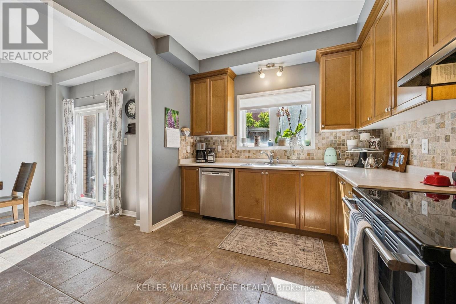 97 Meadowlark Drive N, Halton Hills (Georgetown), Ontario  L7G 0C5 - Photo 14 - W13860148