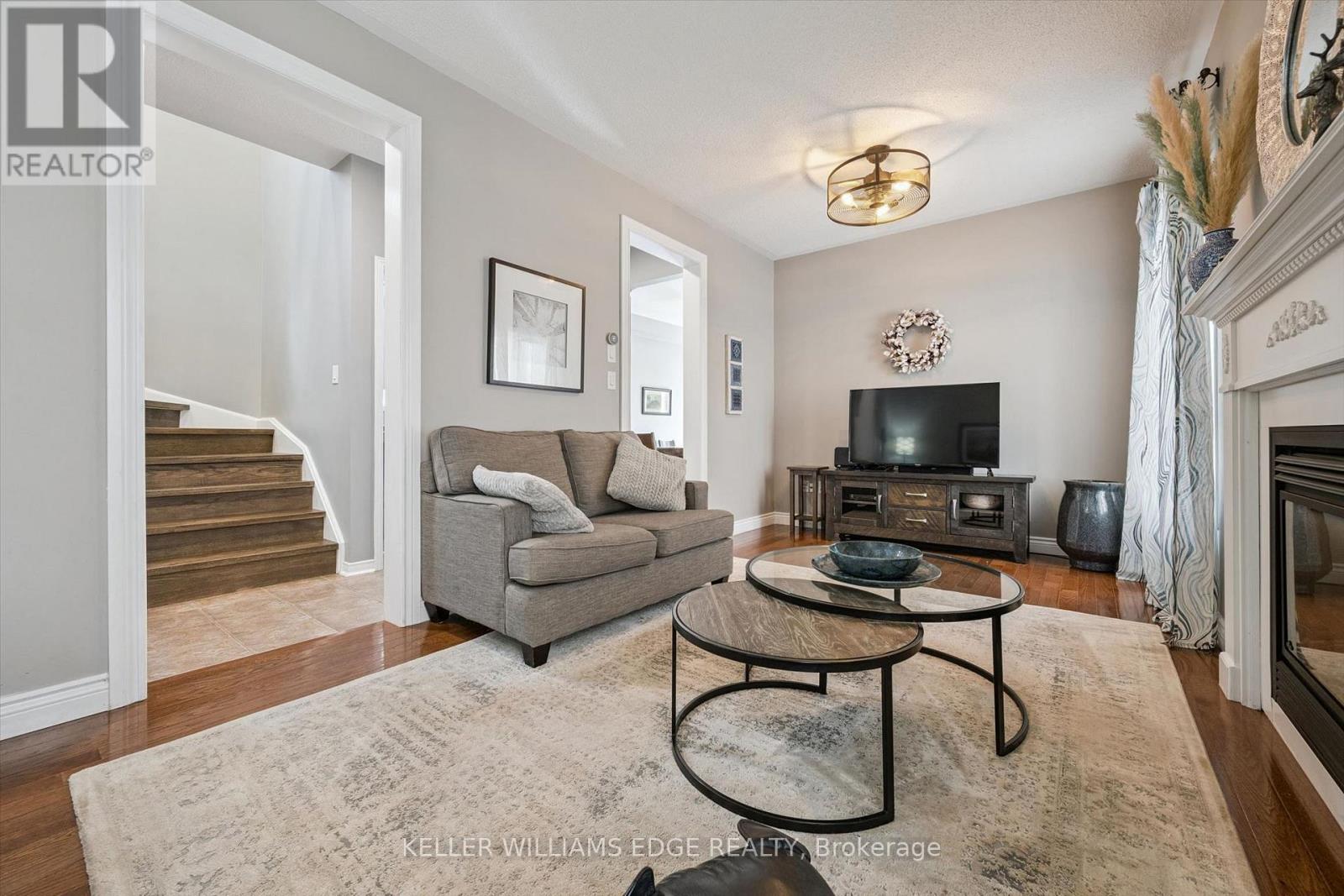 97 Meadowlark Drive N, Halton Hills (Georgetown), Ontario  L7G 0C5 - Photo 6 - W13860148