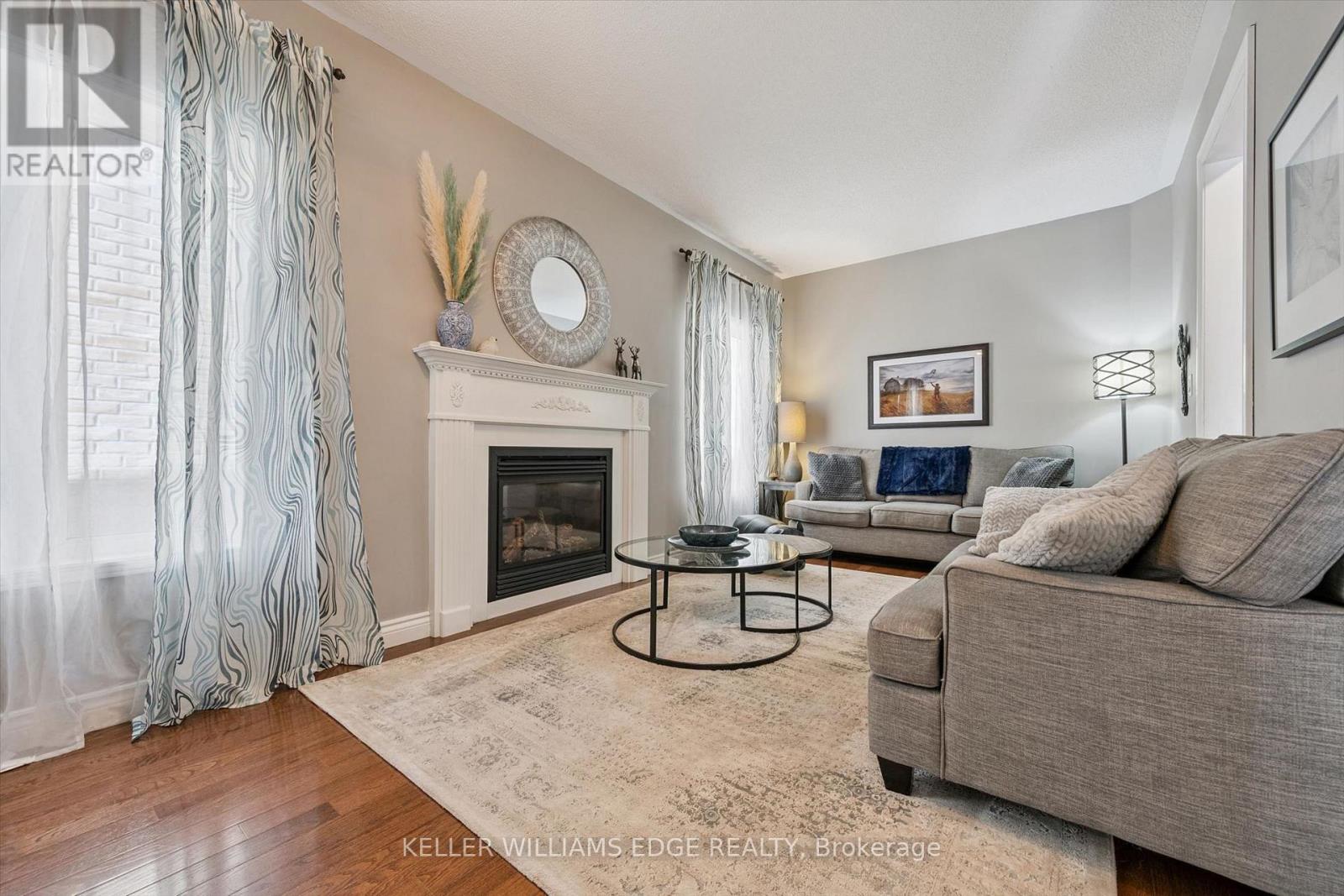 97 Meadowlark Drive N, Halton Hills (Georgetown), Ontario  L7G 0C5 - Photo 8 - W13860148