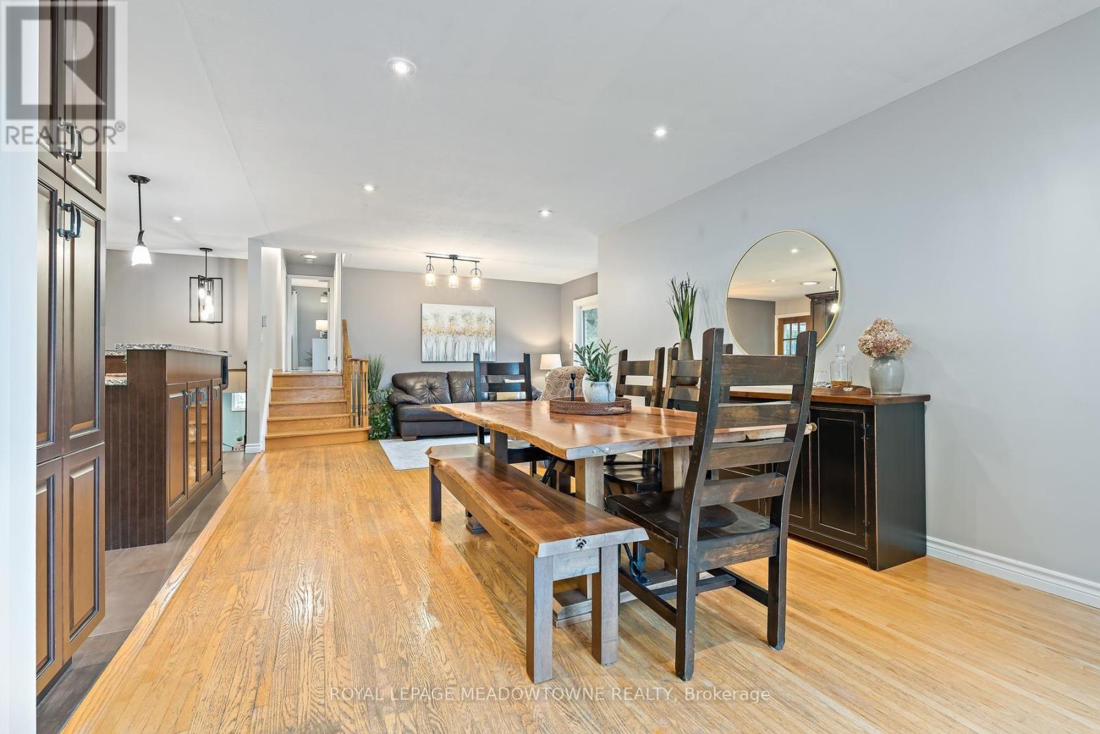 33 Fagan Drive, Halton Hills (Georgetown), Ontario  L7G 4P4 - Photo 6 - W13863578