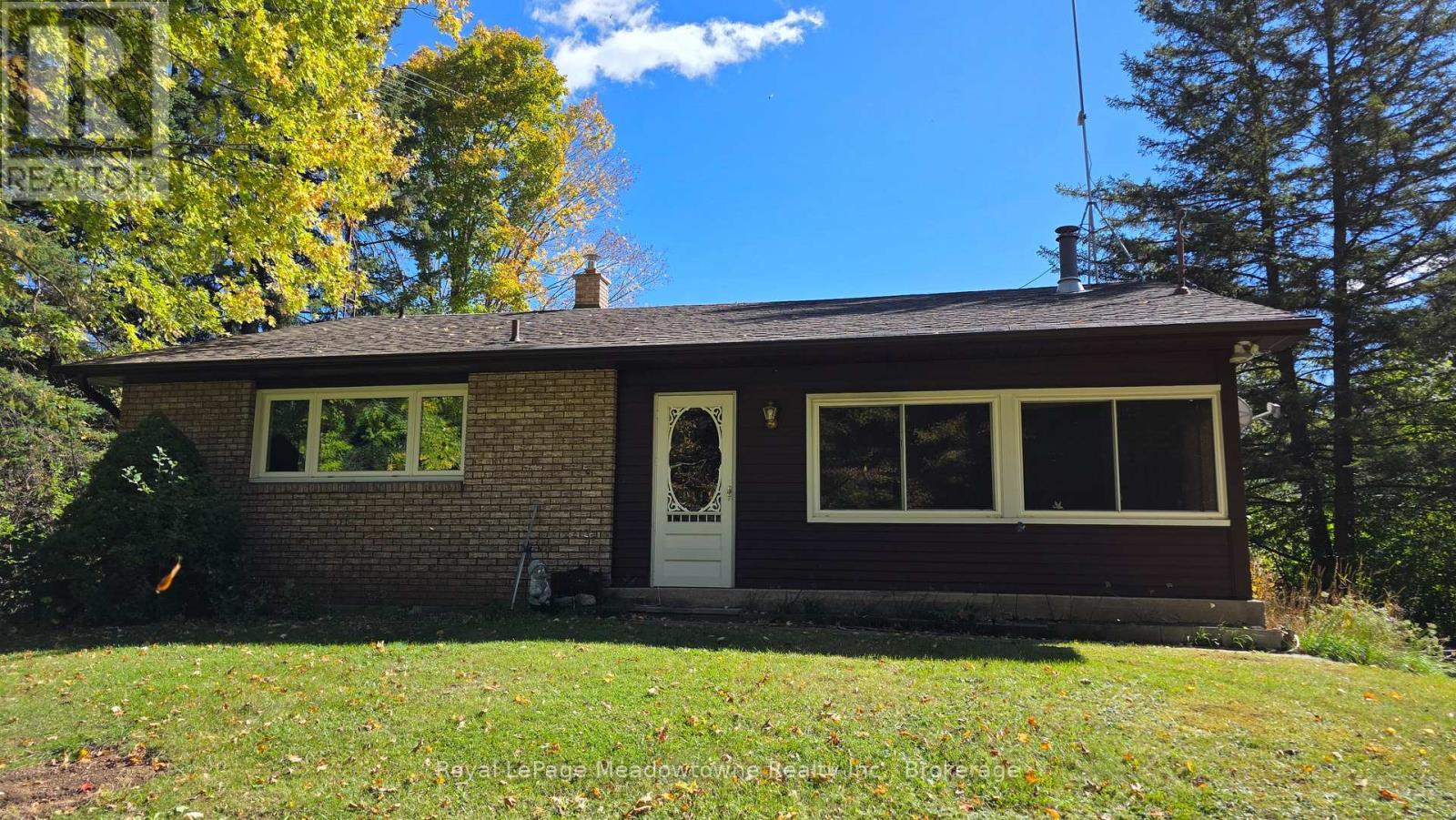 4202 15 Side Road, Milton (Na Rural Nassagaweya), Ontario  L0P 1B0 - Photo 1 - W13865782