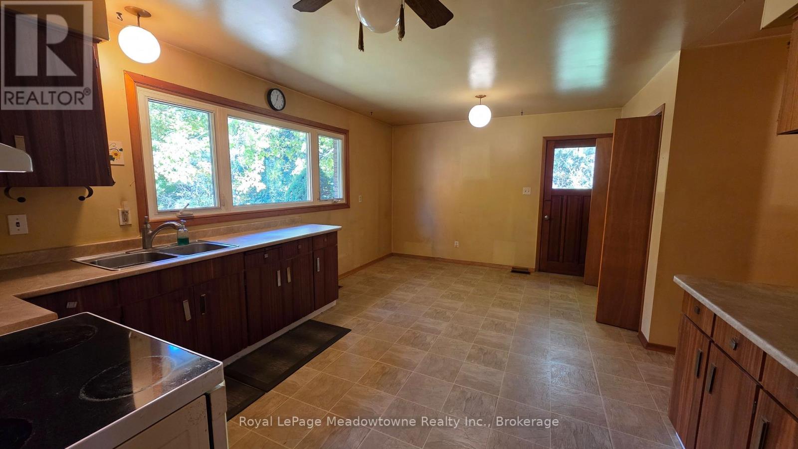 4202 15 Side Road, Milton (Na Rural Nassagaweya), Ontario  L0P 1B0 - Photo 14 - W13865782