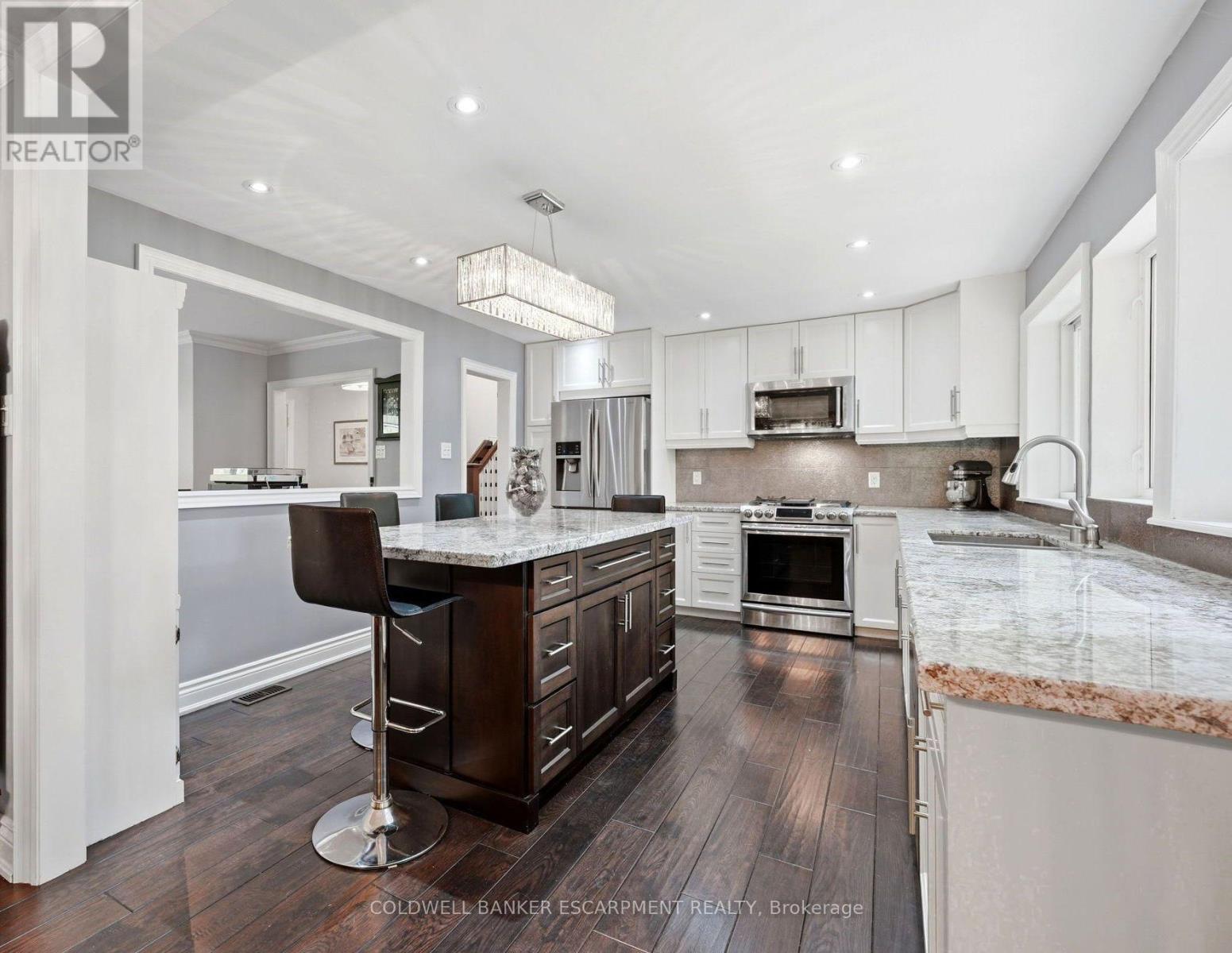 20 Princess Anne Drive, Halton Hills (Georgetown), Ontario  L7G 2B9 - Photo 6 - W13867040