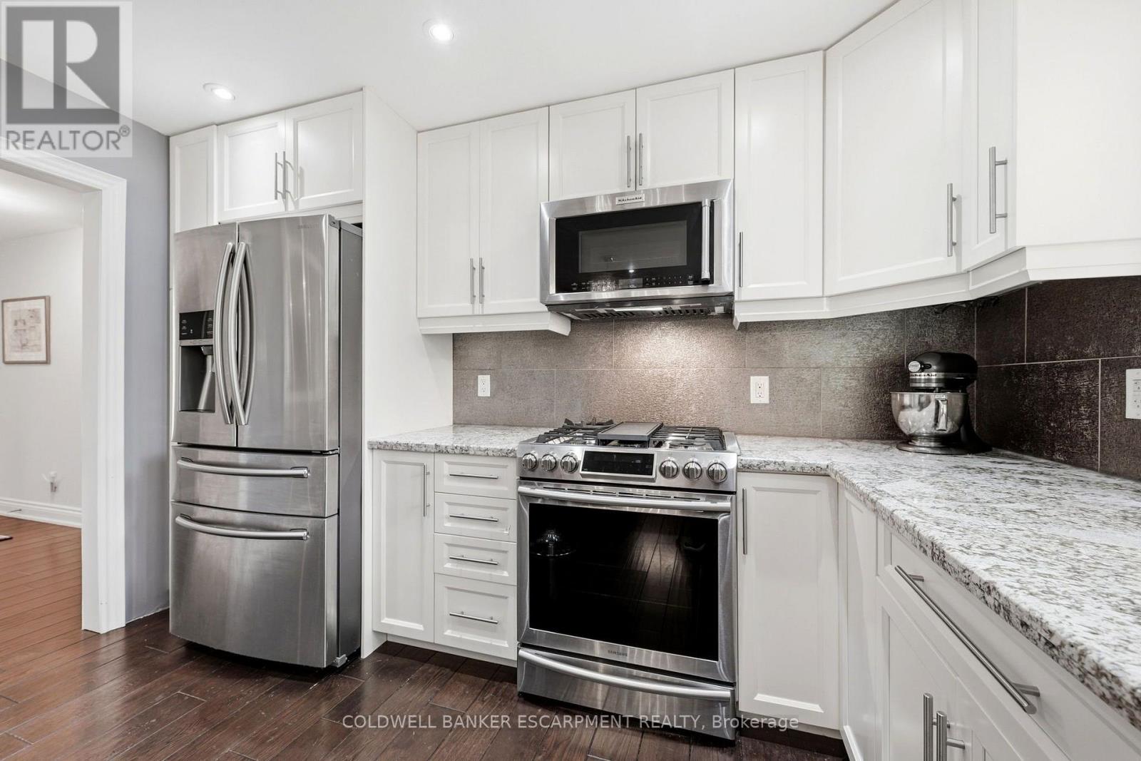 20 Princess Anne Drive, Halton Hills (Georgetown), Ontario  L7G 2B9 - Photo 7 - W13867040