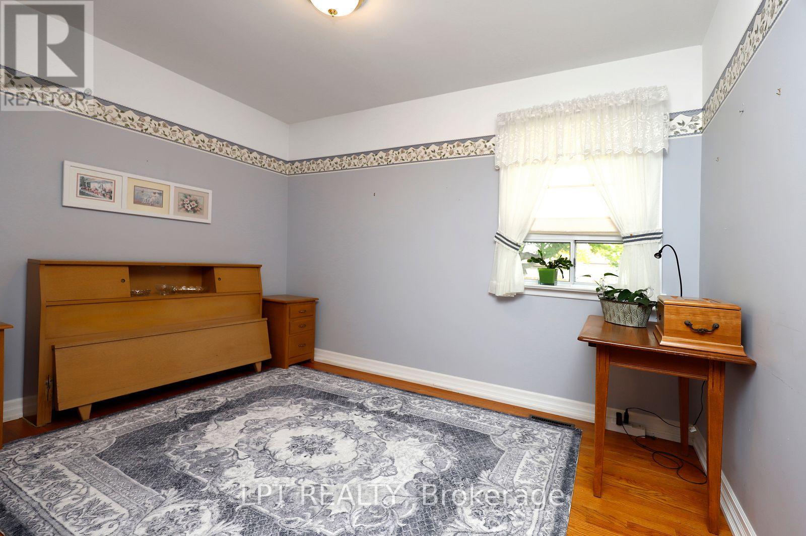 37 Mcgilvray Crescent W, Halton Hills (Georgetown), Ontario  L7G 1L7 - Photo 24 - W13867248