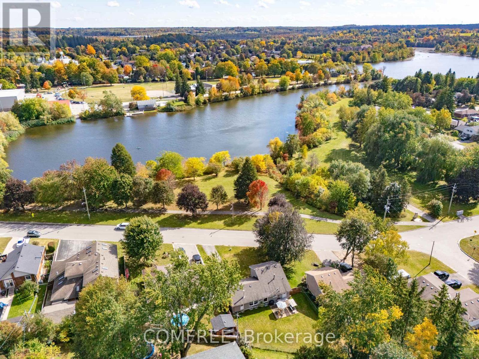 73 Elizabeth Drive, Halton Hills (Ac Acton), Ontario  L7J 1B4 - Photo 32 - W13868106