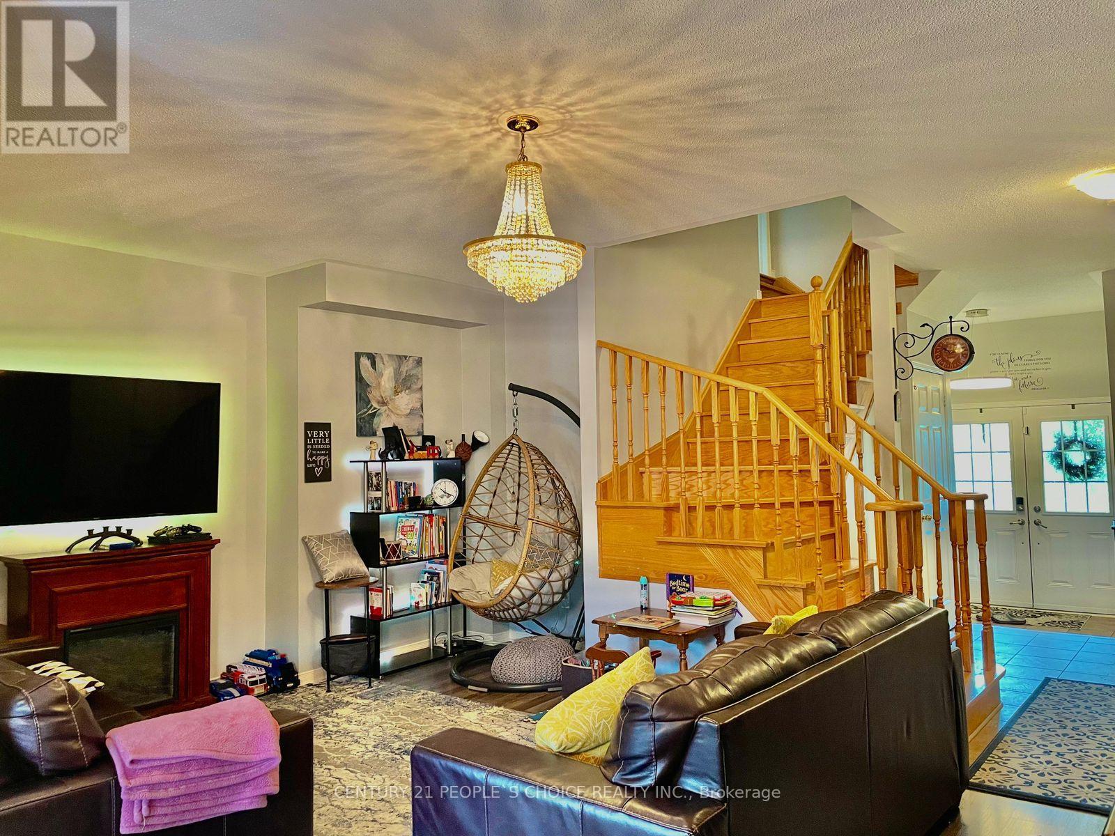 98 Niagara Trail, Halton Hills (Georgetown), Ontario  L7G 0A8 - Photo 6 - W13868498