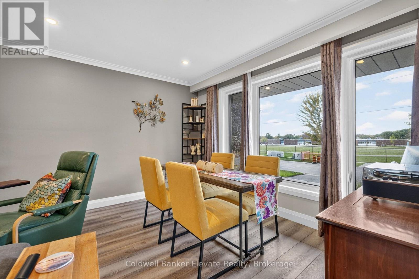 45 Faludon Drive, Halton Hills (Georgetown), Ontario  L7G 1H8 - Photo 10 - W13878700