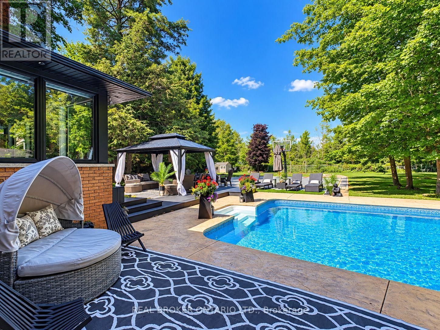 11843 Sixth Line, Halton Hills (Rural Halton Hills), Ontario  L0P 1H0 - Photo 3 - W13879322