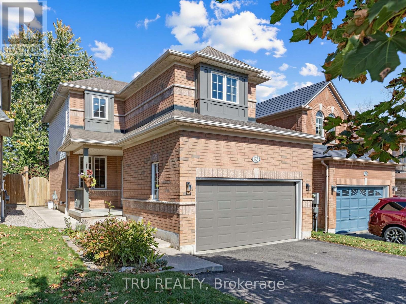 63 Russell Street, Halton Hills (Georgetown), Ontario  L7G 5Y8 - Photo 1 - W13879642