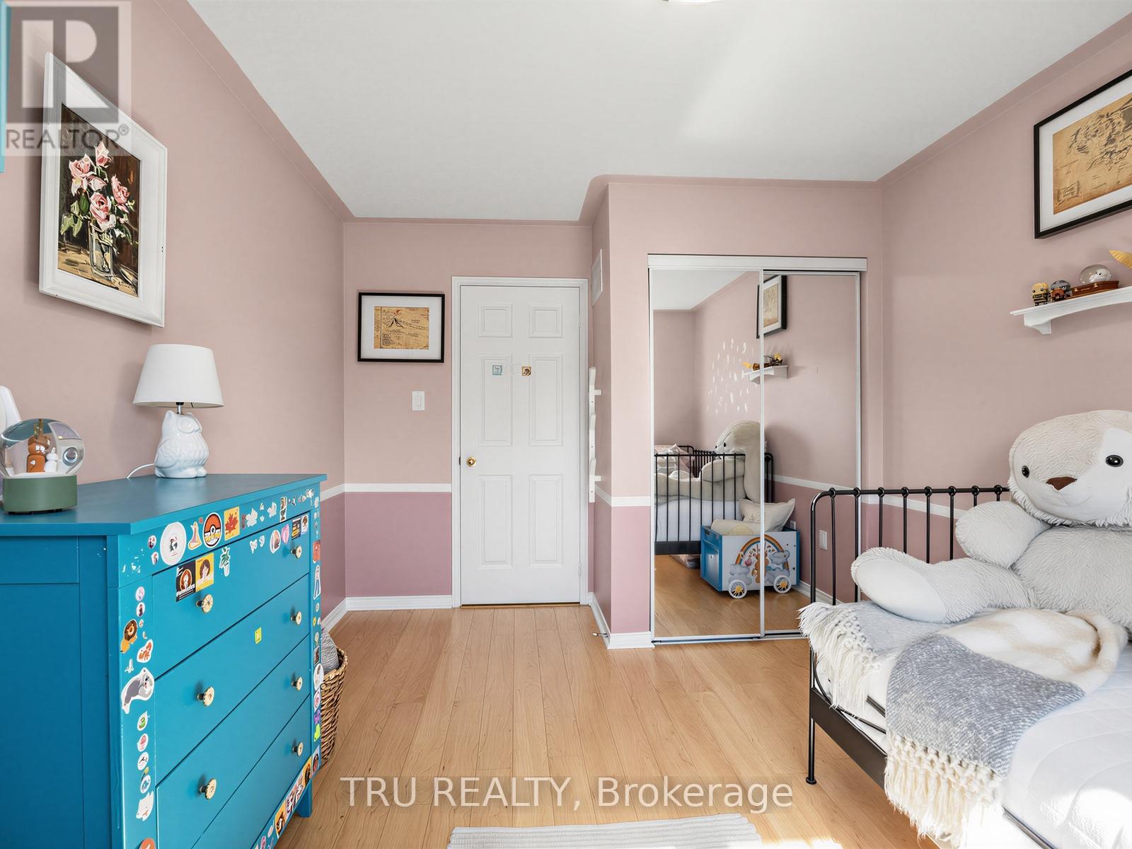 63 Russell Street, Halton Hills (Georgetown), Ontario  L7G 5Y8 - Photo 27 - W13879642
