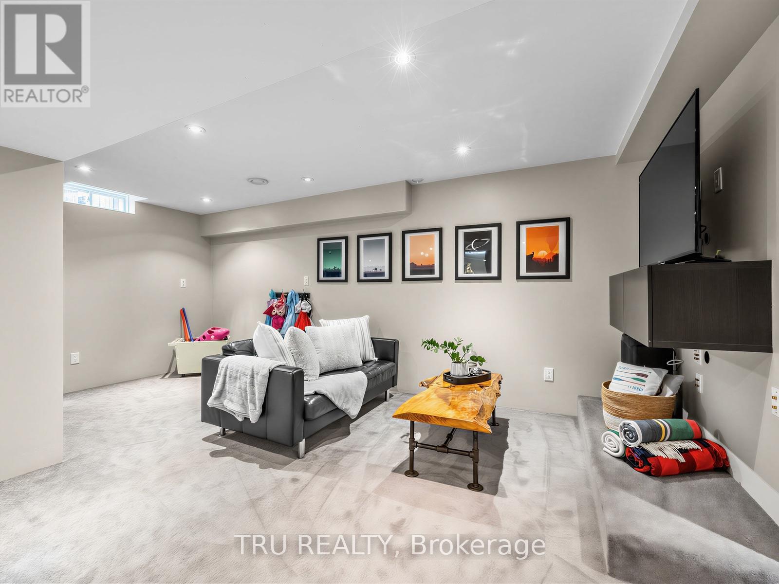 63 Russell Street, Halton Hills (Georgetown), Ontario  L7G 5Y8 - Photo 32 - W13879642