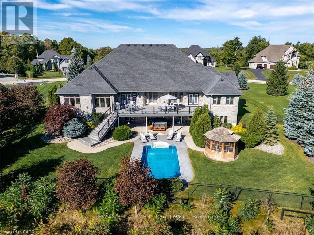 125 Stokes Trail, Milton (Campbellville), Ontario  L0P 1B0 - Photo 33 - W13881554