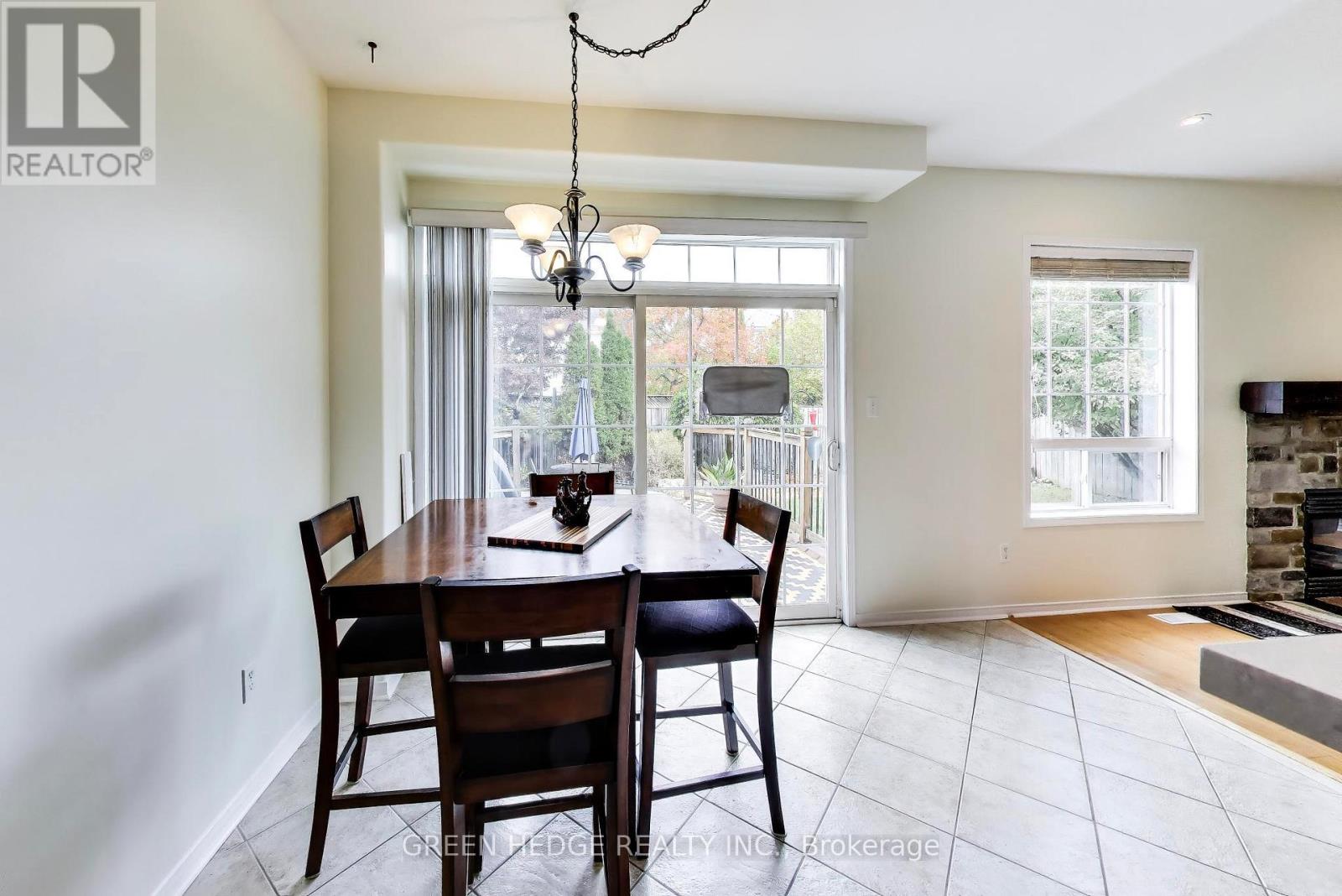 37 Hurst Street, Halton Hills (Ac Acton), Ontario  L7J 2Z8 - Photo 10 - W13882612