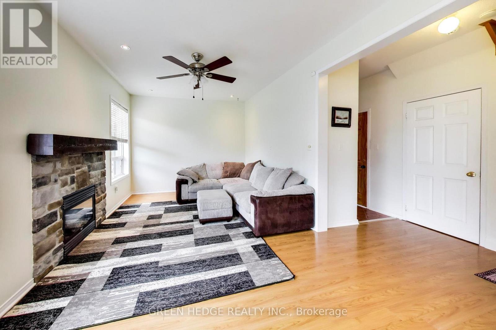 37 Hurst Street, Halton Hills (Ac Acton), Ontario  L7J 2Z8 - Photo 16 - W13882612
