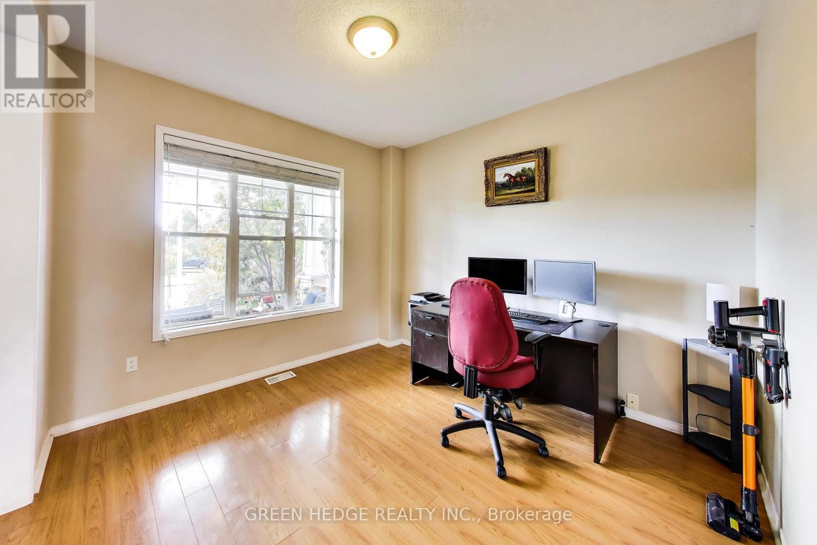 37 Hurst Street, Halton Hills (Ac Acton), Ontario  L7J 2Z8 - Photo 7 - W13882612