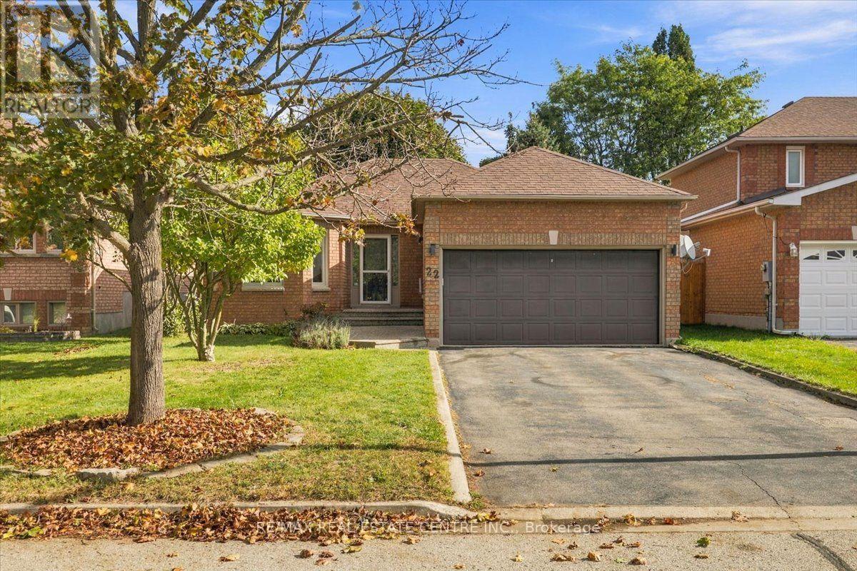 22 Birchway Place, Halton Hills (Ac Acton), Ontario  L7J 2X4 - Photo 1 - W13883062