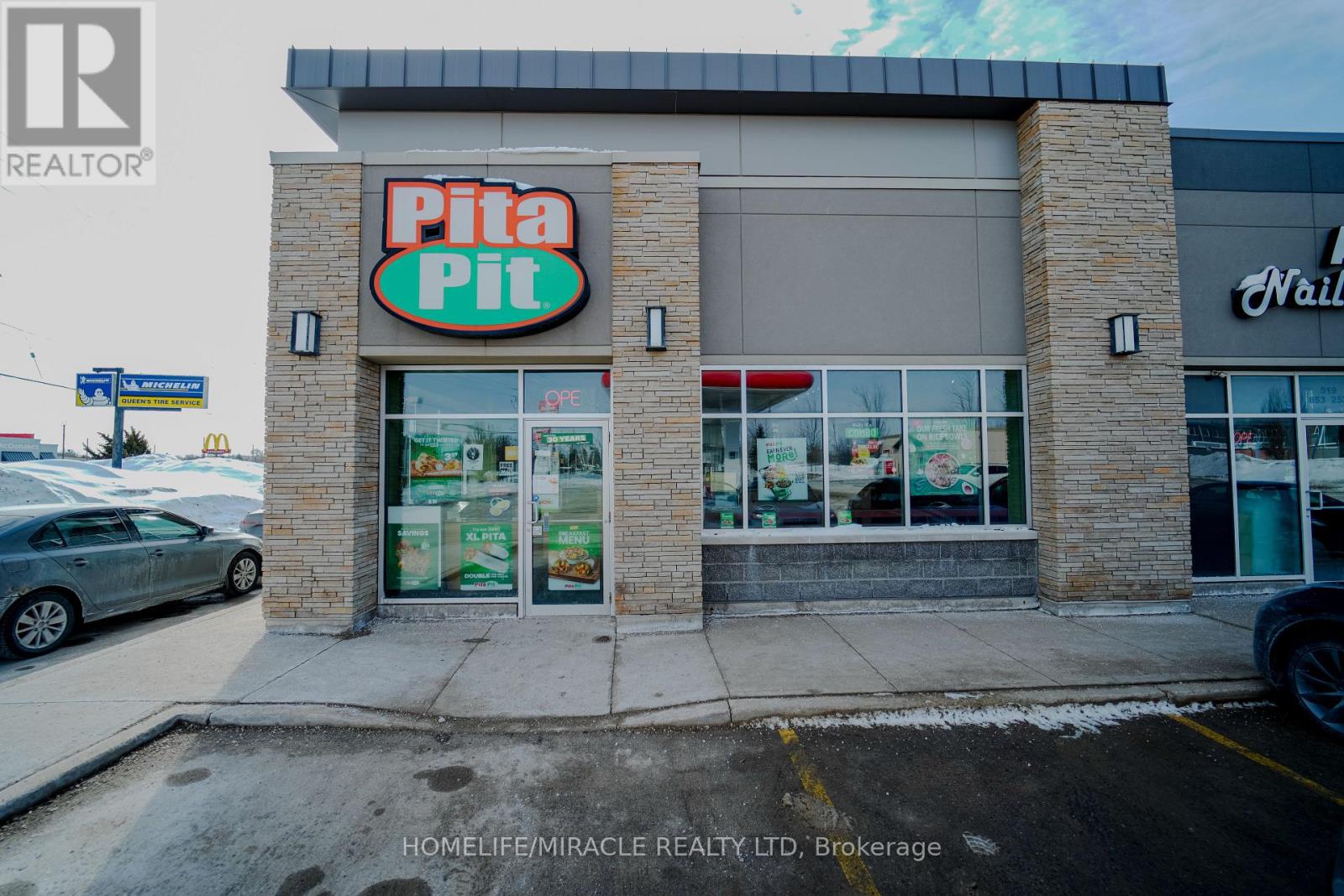 391 Queen Street, Halton Hills (Ac Acton), Ontario  L7J 0A8 - Photo 3 - W13883212