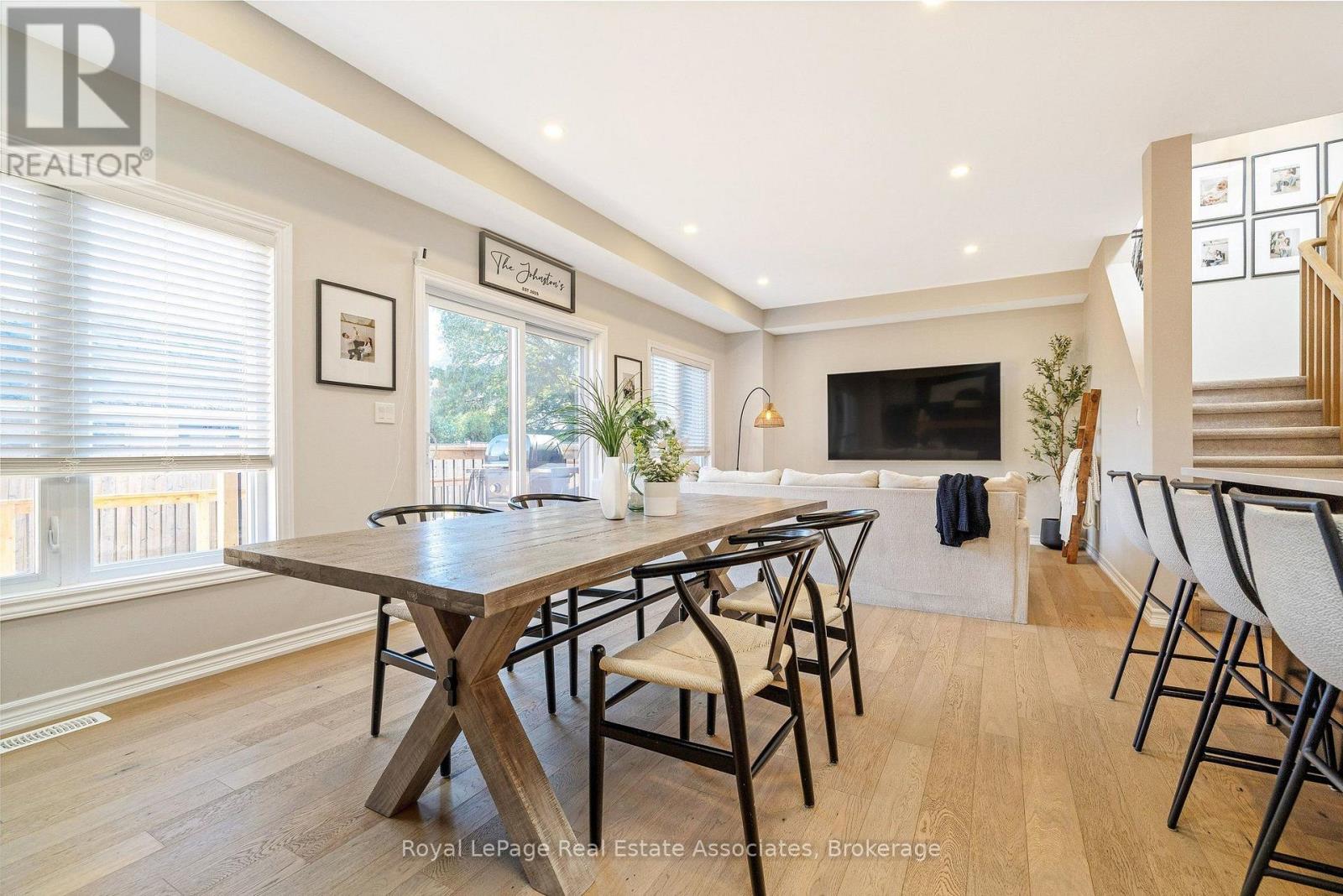 10 - 19 Braida Lane, Halton Hills (Ac Acton), Ontario  L7J 0B7 - Photo 14 - W13883752
