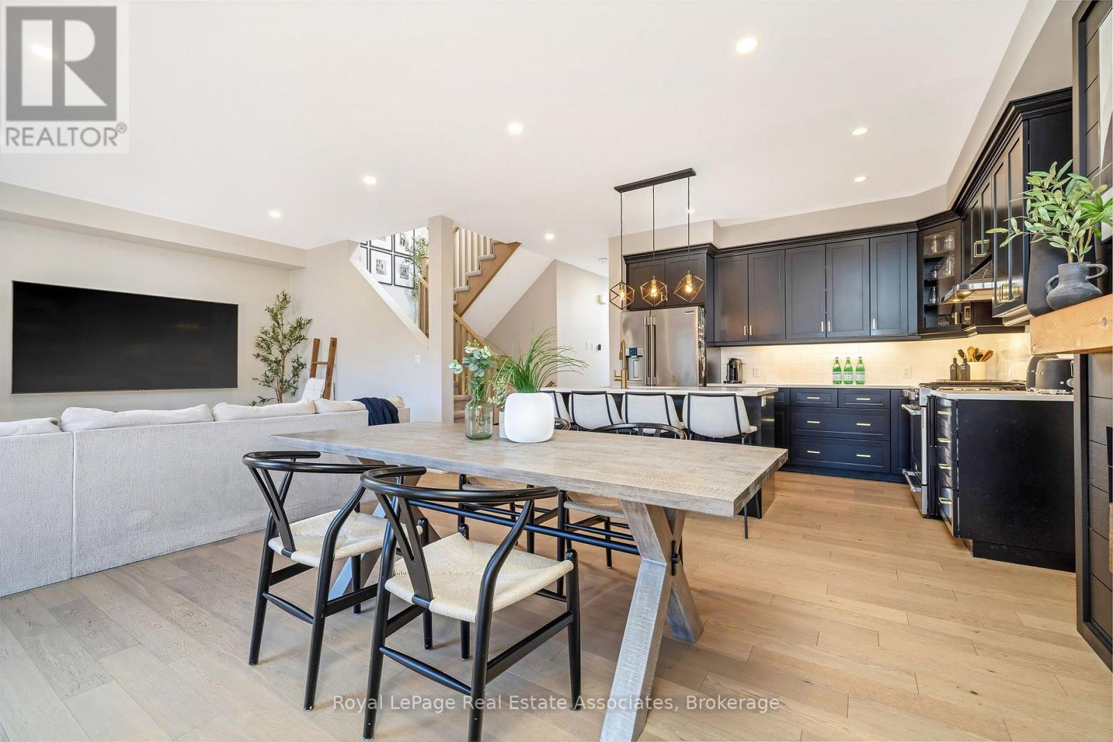 10 - 19 Braida Lane, Halton Hills (Ac Acton), Ontario  L7J 0B7 - Photo 18 - W13883752