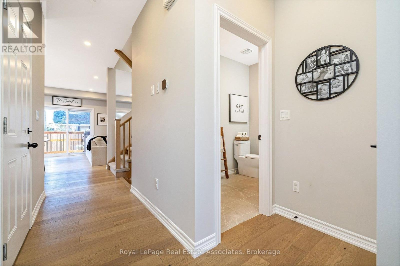 10 - 19 Braida Lane, Halton Hills (Ac Acton), Ontario  L7J 0B7 - Photo 6 - W13883752
