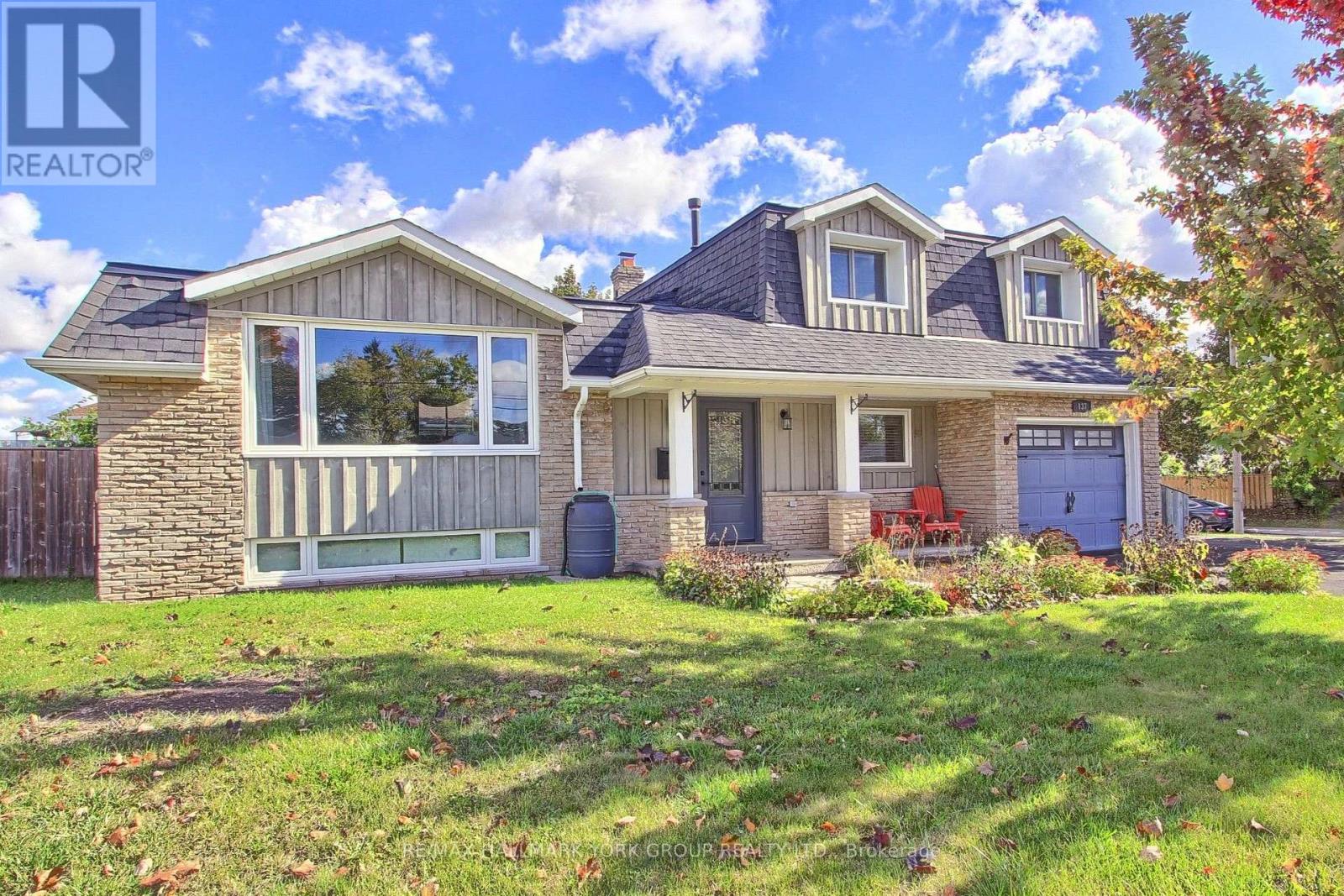 137 Churchill Road S, Halton Hills (Ac Acton), Ontario  L7J 2J5 - Photo 1 - W13886294