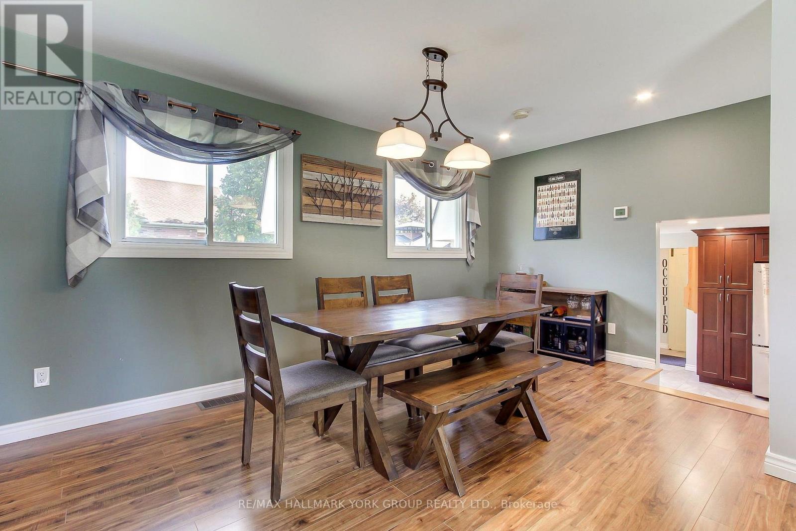 137 Churchill Road S, Halton Hills (Ac Acton), Ontario  L7J 2J5 - Photo 17 - W13886294