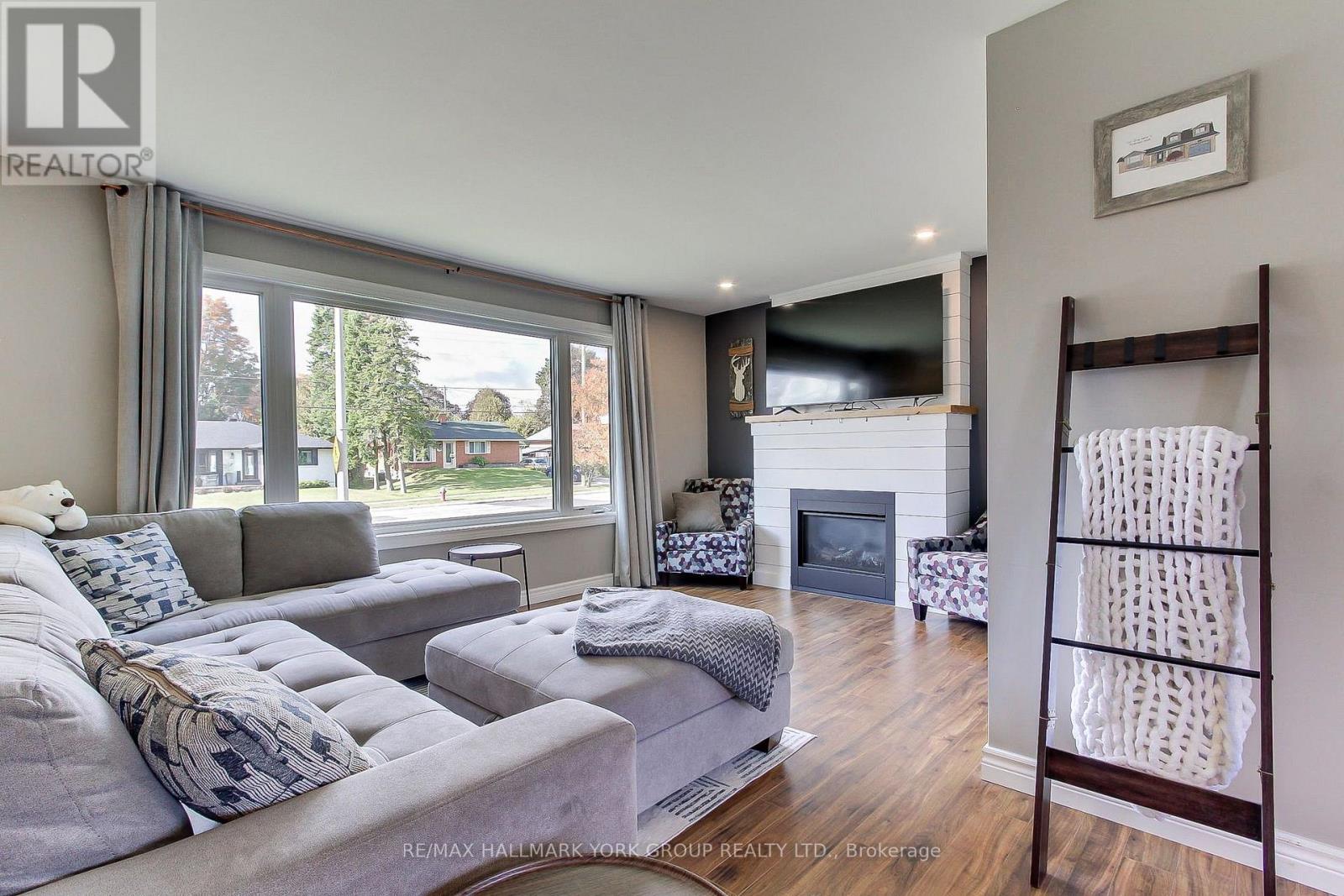 137 Churchill Road S, Halton Hills (Ac Acton), Ontario  L7J 2J5 - Photo 20 - W13886294