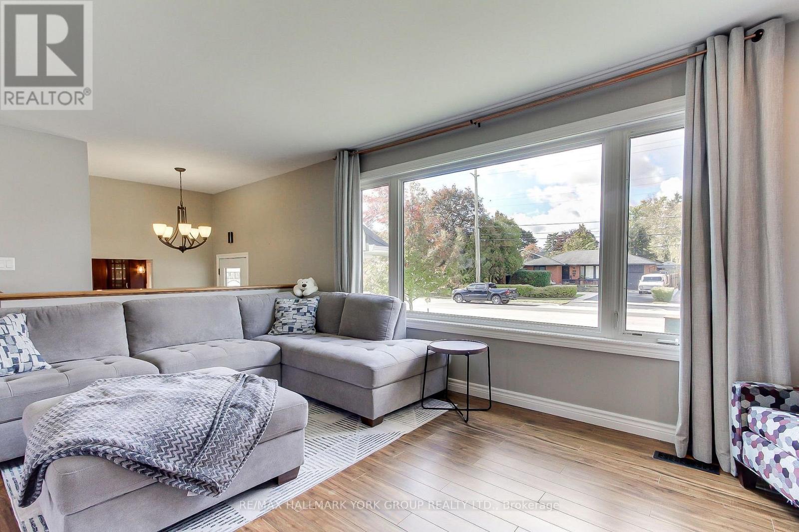 137 Churchill Road S, Halton Hills (Ac Acton), Ontario  L7J 2J5 - Photo 23 - W13886294